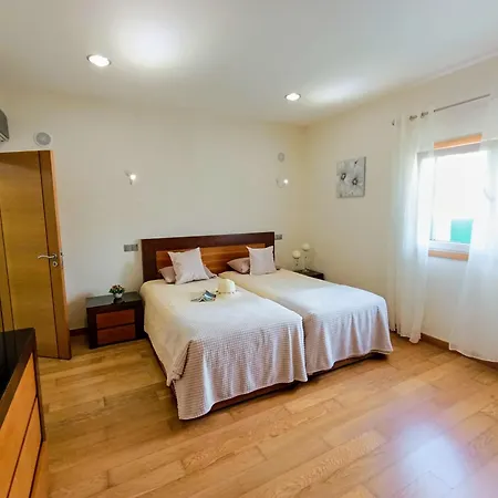 Ocean Gale אלבופיירה